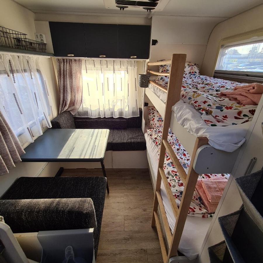 Louise'S Camper Hotel Neusiedl an der Zaya Kültér fotó