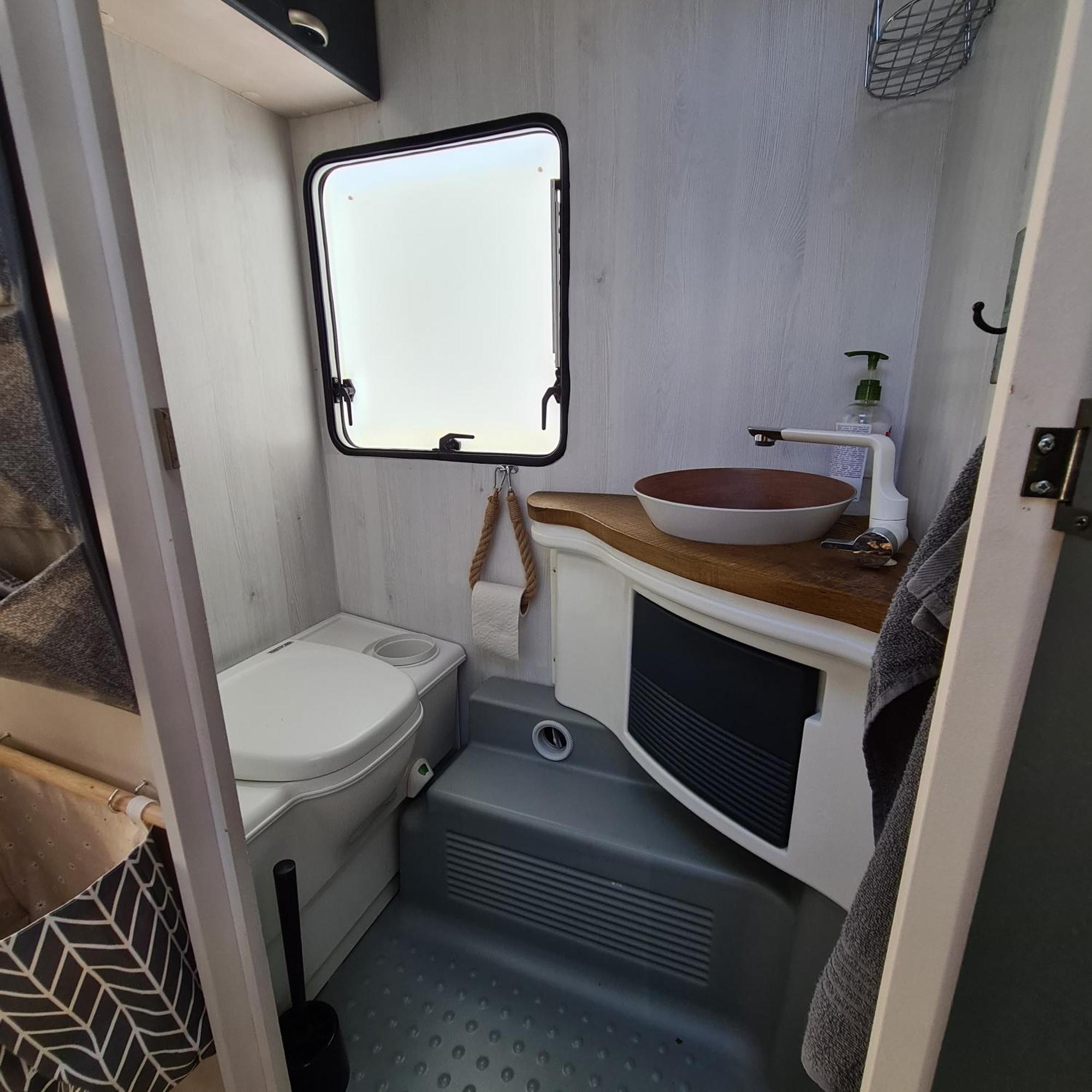 Louise'S Camper Hotel Neusiedl an der Zaya Kültér fotó